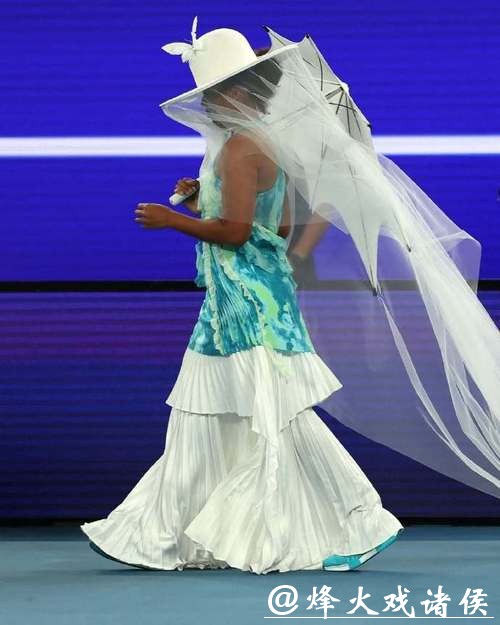 当澳网赛场变成时尚秀场…… 当澳网赛场变成时尚秀场……