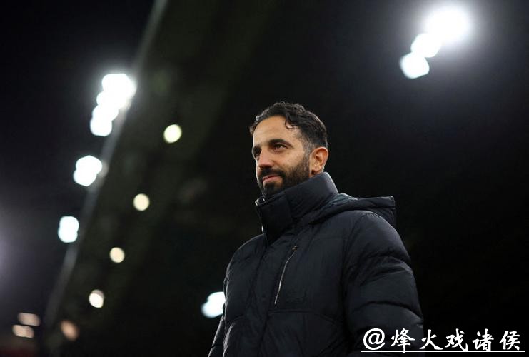 英超曼联足球俱乐部解雇主教练阿莫林